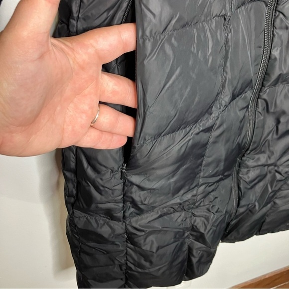 Lands End reversible goose down coat black size S (6/8) - Picture 2 of 9